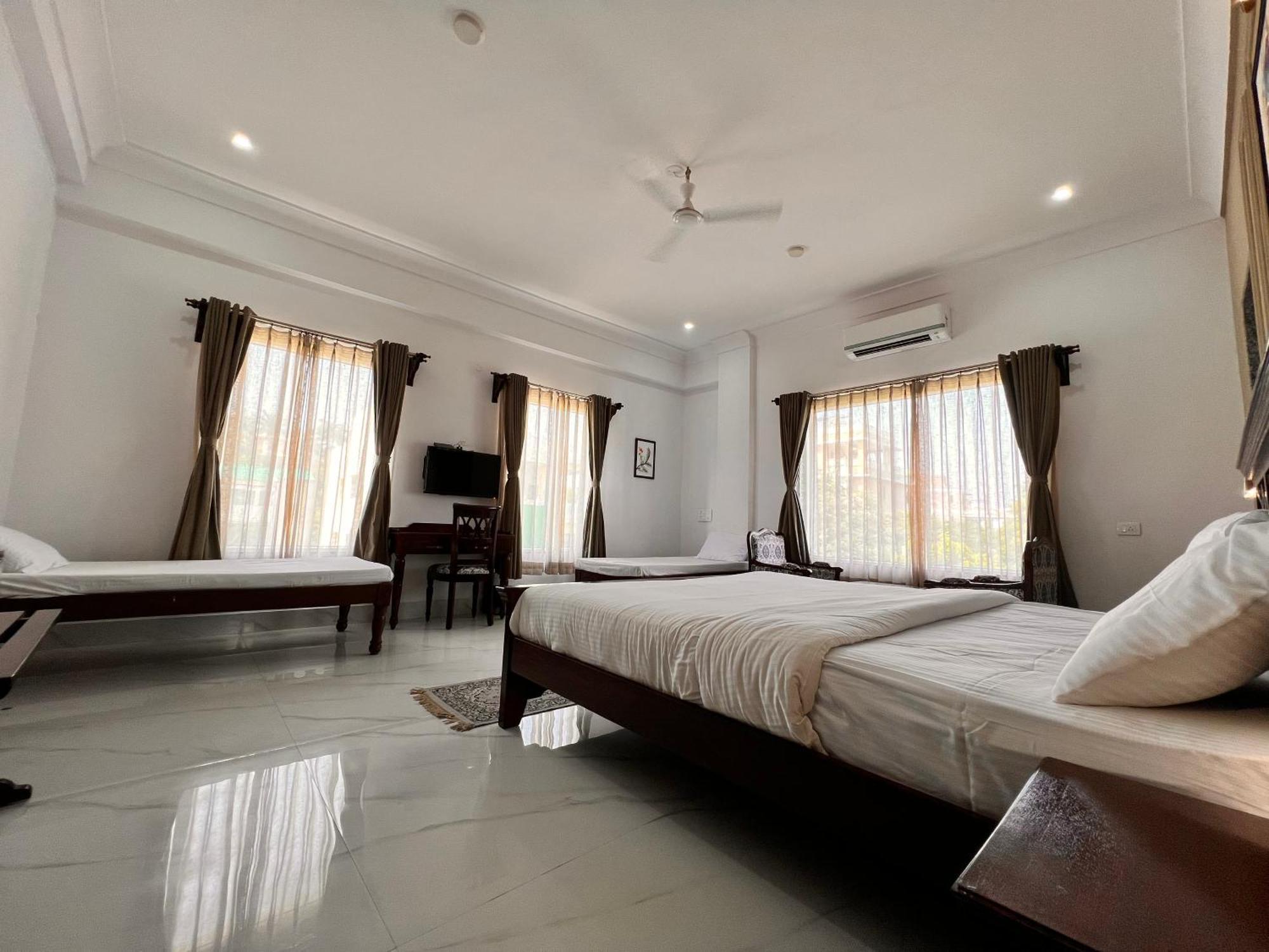 Revaas Lake View Boutique Stay Udaipur Exterior photo